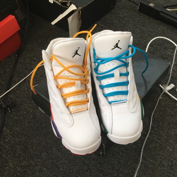 New Jordan 13 SIZE 3Y for sale - Picture 3 of 3